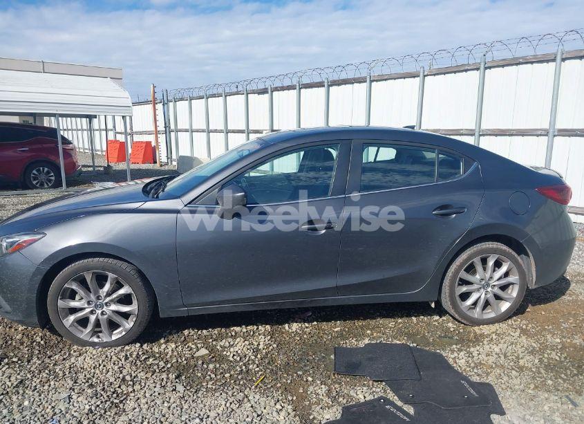 Photo 14 of 2015 Mazda Mazda3 S GRAND TOURING (VIN JM1BM1W35F1220774)