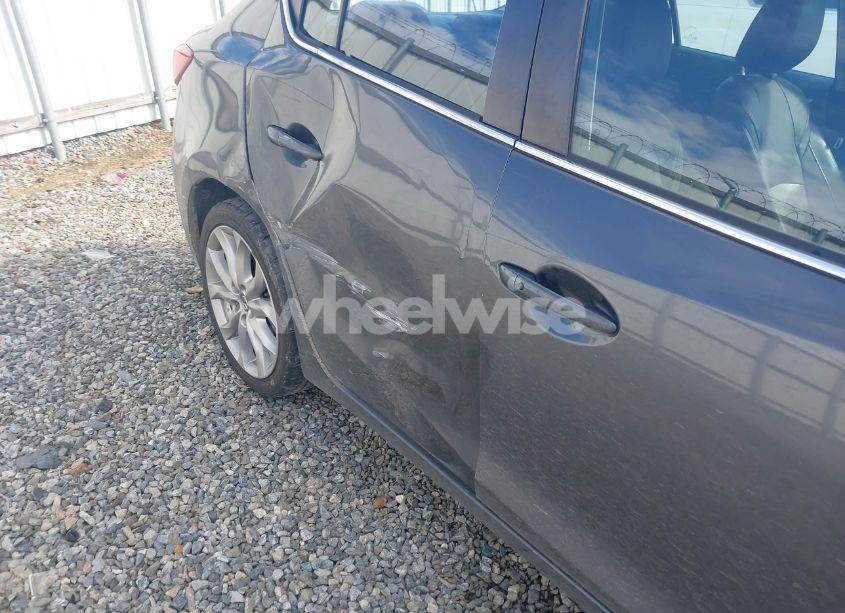 Photo 6 of 2015 Mazda Mazda3 S GRAND TOURING (VIN JM1BM1W35F1220774)