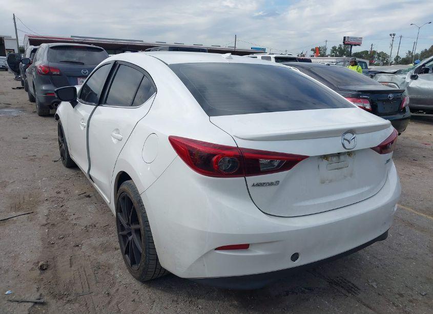 Photo 3 of 2015 Mazda Mazda3 S GRAND TOURING (VIN JM1BM1W35F1230026)