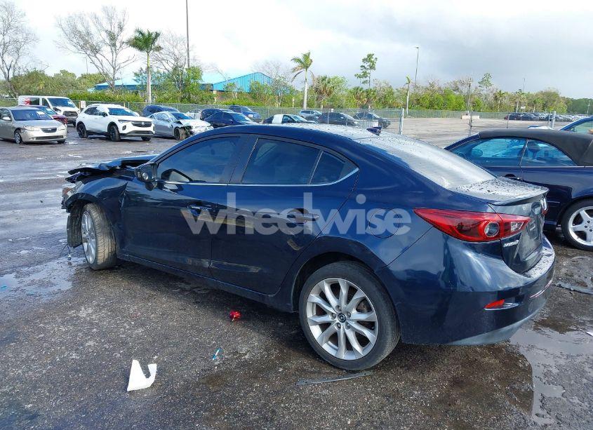 Photo 3 of 2015 Mazda Mazda3 S GRAND TOURING (VIN JM1BM1W35F1238188)