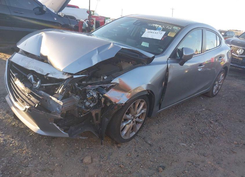 Photo 2 of 2015 Mazda Mazda3 S GRAND TOURING (VIN JM1BM1W37F1254943)