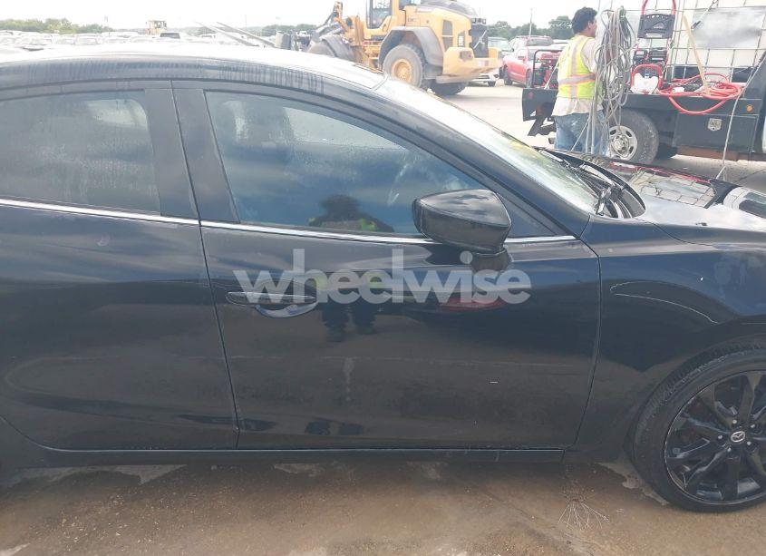 Photo 13 of 2014 Mazda Mazda3 S GRAND TOURING (VIN JM1BM1W3XE1136335)