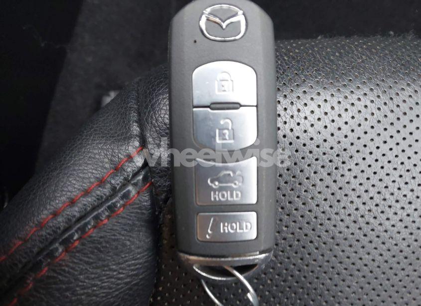 Photo 11 of 2015 Mazda Mazda3 S GRAND TOURING (VIN JM1BM1W3XF1264463)