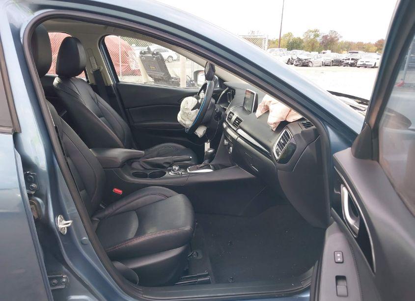 Photo 5 of 2014 Mazda Mazda3 I GRAND TOURING (VIN JM1BM1W72E1203707)