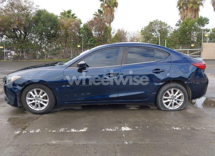 Photo 14 of 2016 Mazda Mazda3 I TOURING (VIN JM1BM1W72G1320173)