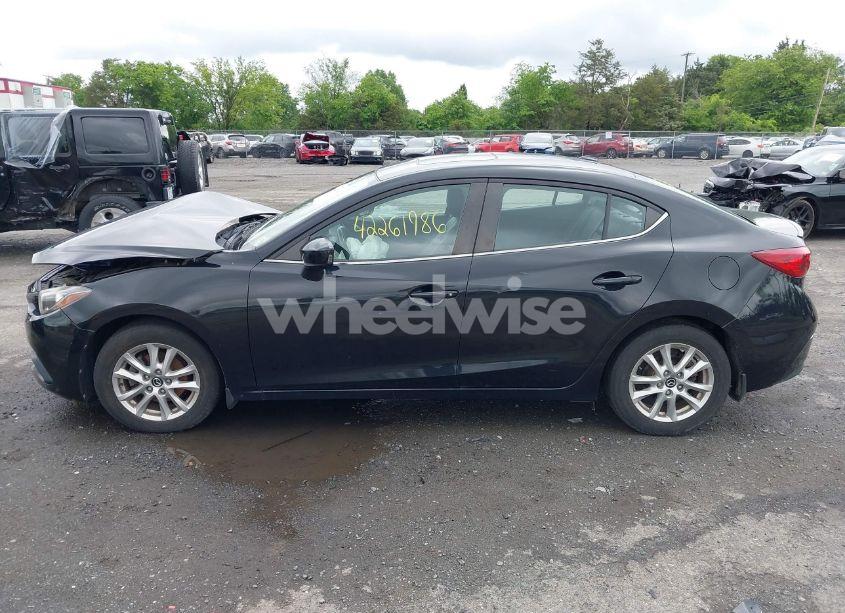 Photo 14 of 2014 Mazda Mazda3 I GRAND TOURING (VIN JM1BM1W74E1137709)