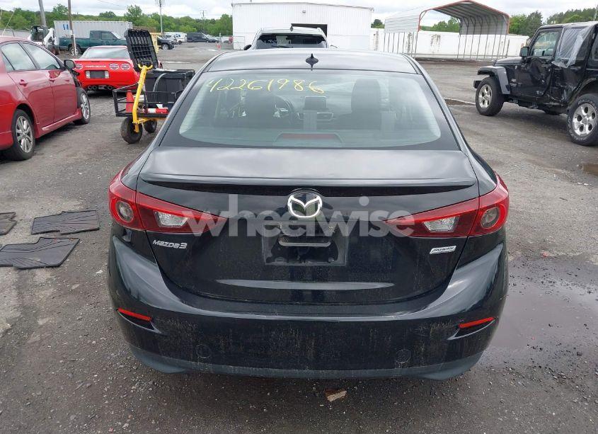 Photo 16 of 2014 Mazda Mazda3 I GRAND TOURING (VIN JM1BM1W74E1137709)