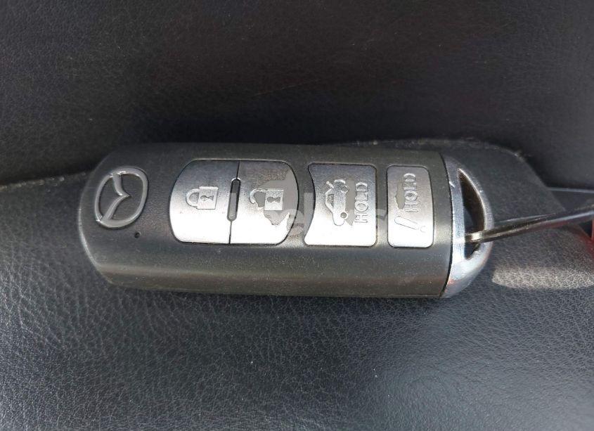 Photo 11 of 2014 Mazda Mazda3 I GRAND TOURING (VIN JM1BM1W76E1122547)