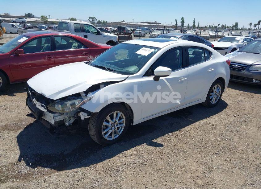 Photo 2 of 2014 Mazda Mazda3 I GRAND TOURING (VIN JM1BM1W77E1143763)