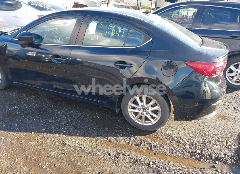 Photo 3 of 2016 Mazda Mazda3 I TOURING (VIN JM1BM1W77G1309976)