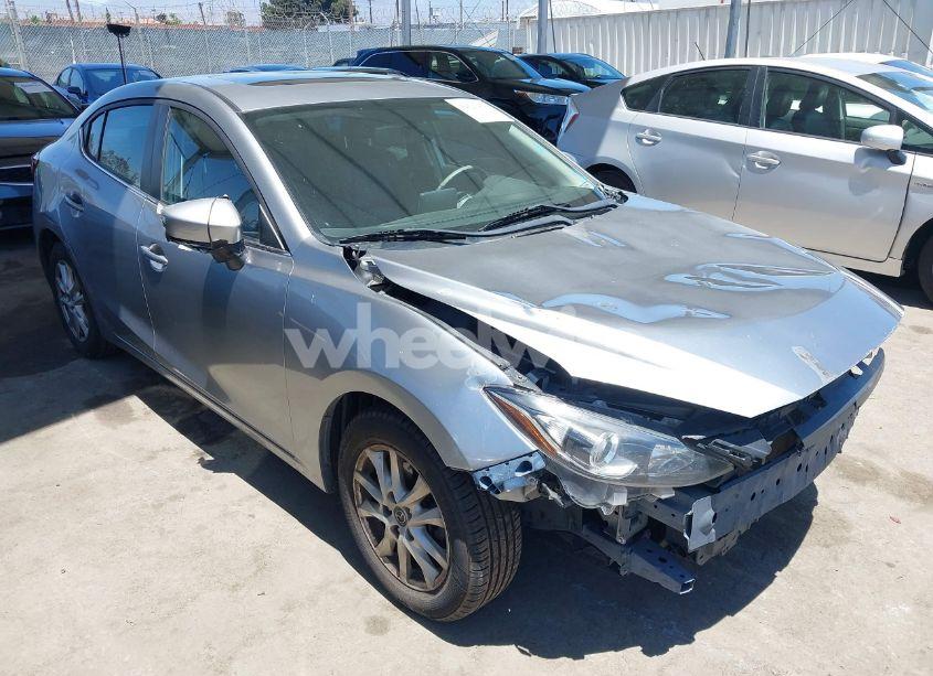 2014 Mazda Mazda3 I GRAND TOURING (VIN JM1BM1W78E1119018) main photo