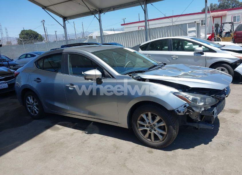 Photo 13 of 2014 Mazda Mazda3 I GRAND TOURING (VIN JM1BM1W78E1119018)