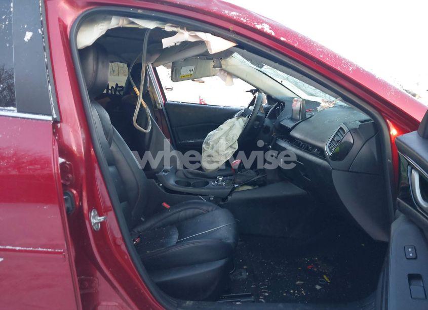 Photo 5 of 2014 Mazda Mazda3 I GRAND TOURING (VIN JM1BM1W78E1128169)