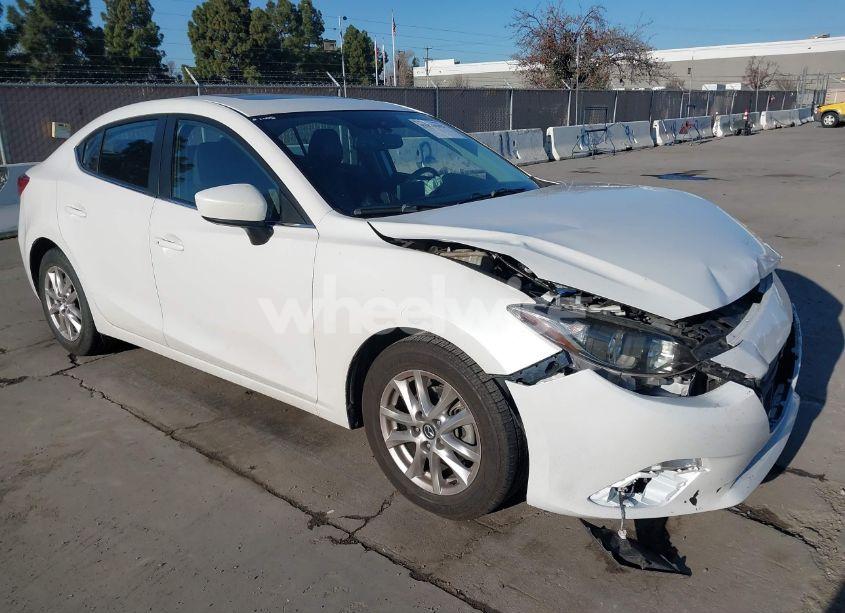 2014 Mazda Mazda3 I GRAND TOURING (VIN JM1BM1W78E1163312) main photo