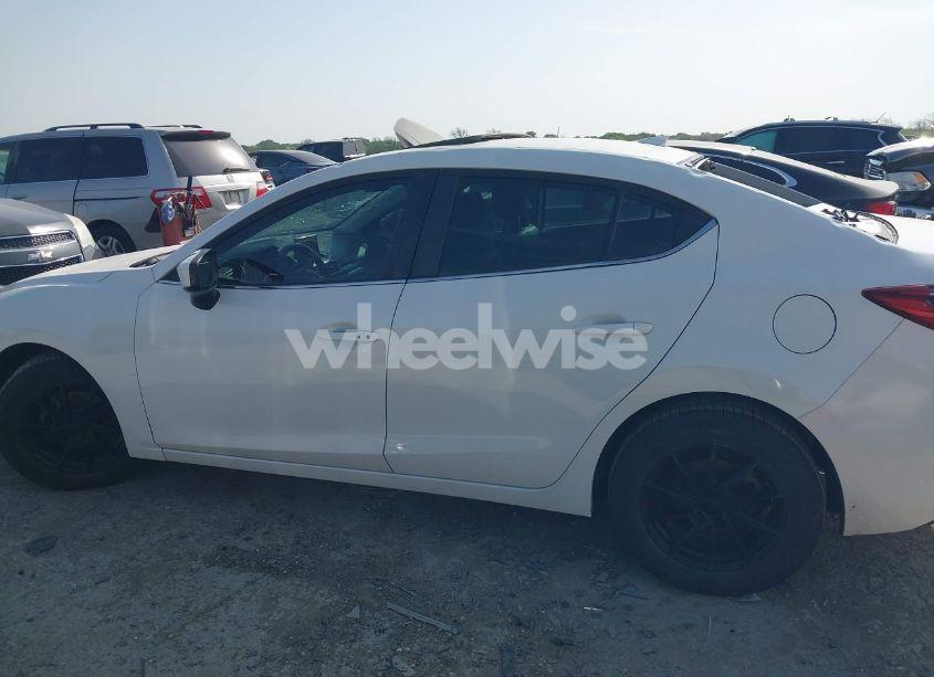 Photo 14 of 2014 Mazda Mazda3 I GRAND TOURING (VIN JM1BM1W7XE1151579)