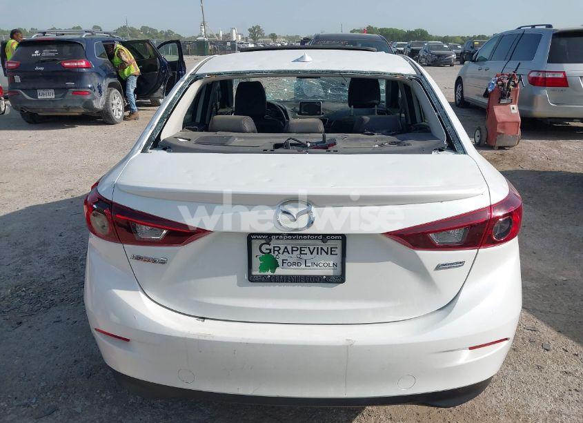 Photo 16 of 2014 Mazda Mazda3 I GRAND TOURING (VIN JM1BM1W7XE1151579)