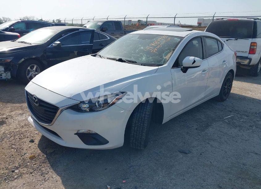 Photo 2 of 2014 Mazda Mazda3 I GRAND TOURING (VIN JM1BM1W7XE1151579)
