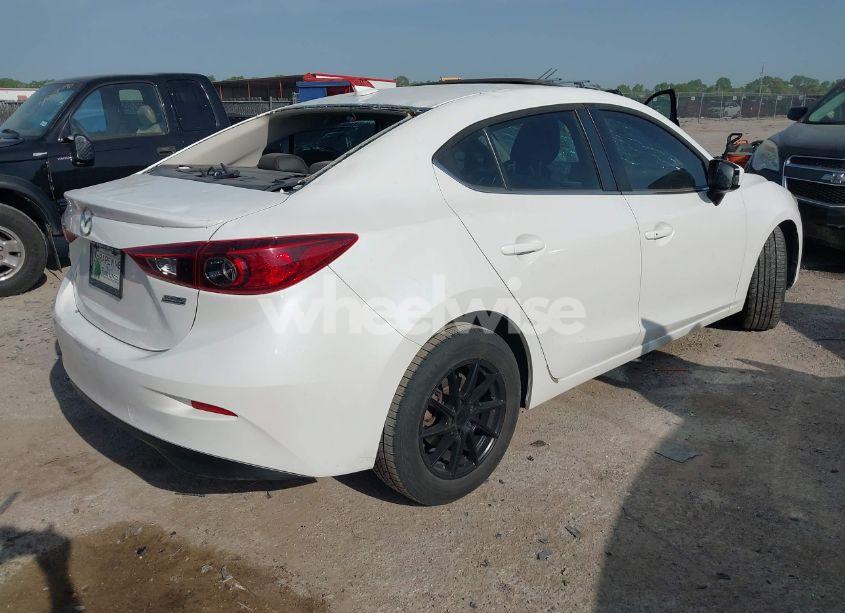 Photo 4 of 2014 Mazda Mazda3 I GRAND TOURING (VIN JM1BM1W7XE1151579)