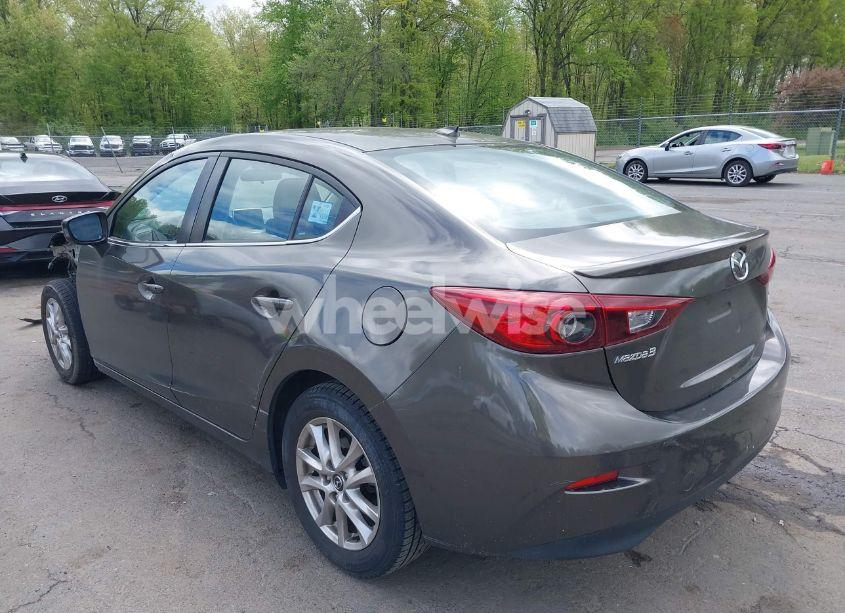 Photo 3 of 2014 Mazda Mazda3 I GRAND TOURING (VIN JM1BM1W7XE1163277)