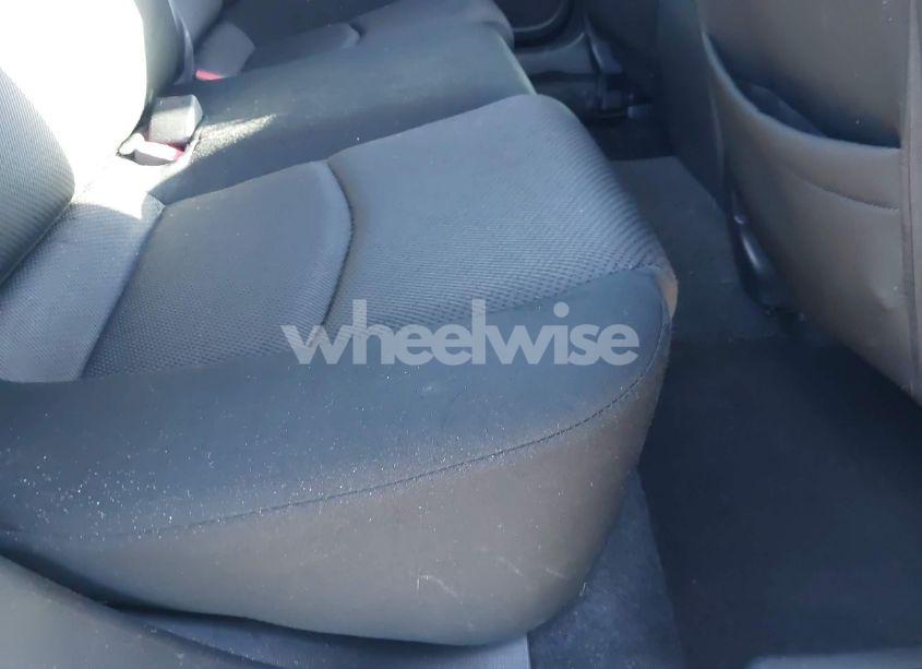 Photo 8 of 2017 Mazda Mazda3 SPORT (VIN JM1BN1K76H1120806)