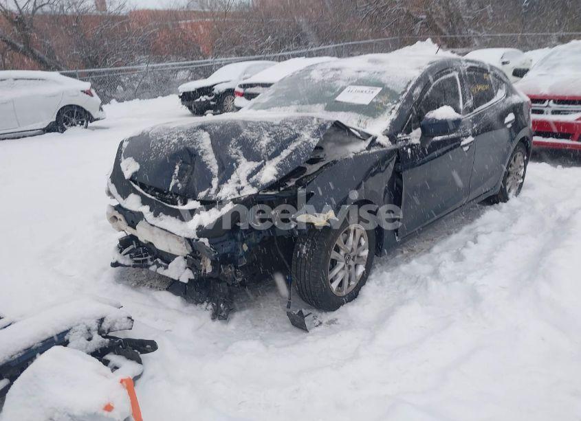 Photo 2 of 2017 Mazda Mazda3 SPORT (VIN JM1BN1K78H1128812)