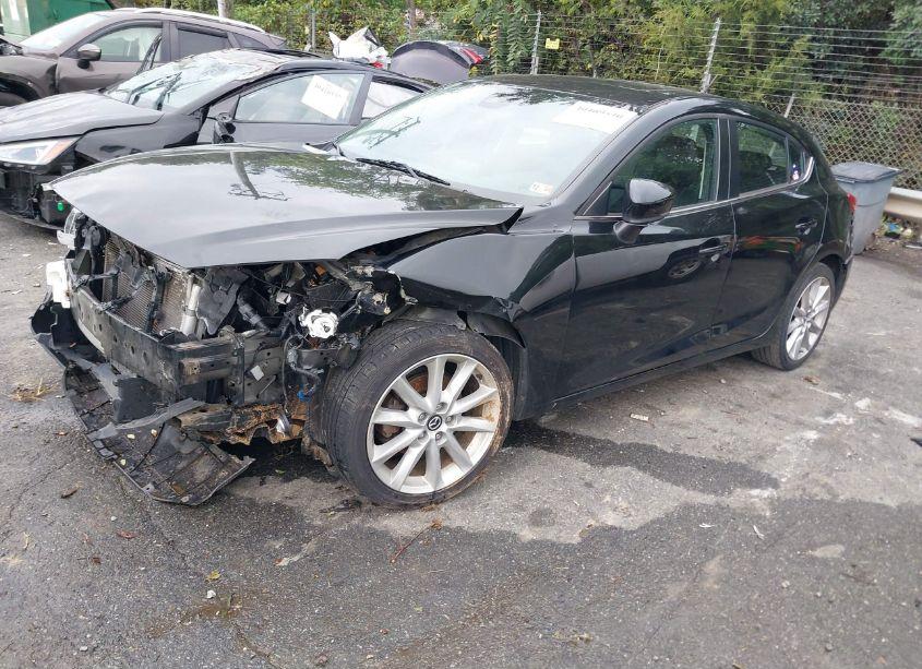 Photo 2 of 2017 Mazda Mazda3 TOURING 2.5 (VIN JM1BN1L33H1113355)