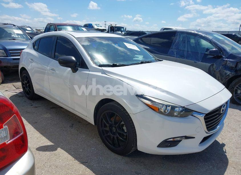 2017 Mazda Mazda3 GRAND TOURING (VIN JM1BN1M36H1119293) main photo