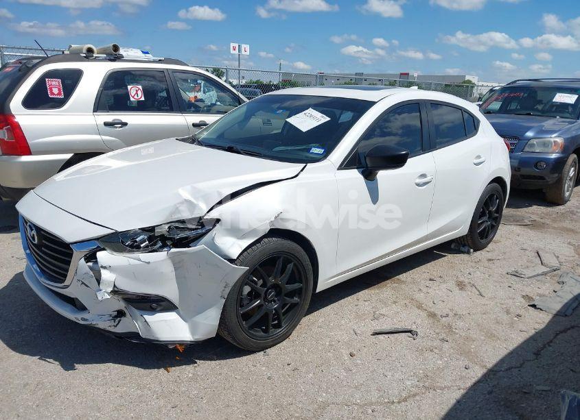Photo 2 of 2017 Mazda Mazda3 GRAND TOURING (VIN JM1BN1M36H1119293)