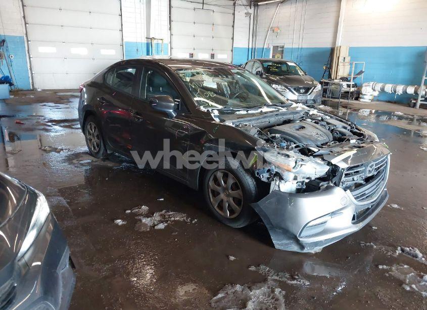 2017 Mazda Mazda3 SPORT (VIN JM1BN1U70H1100788) main photo