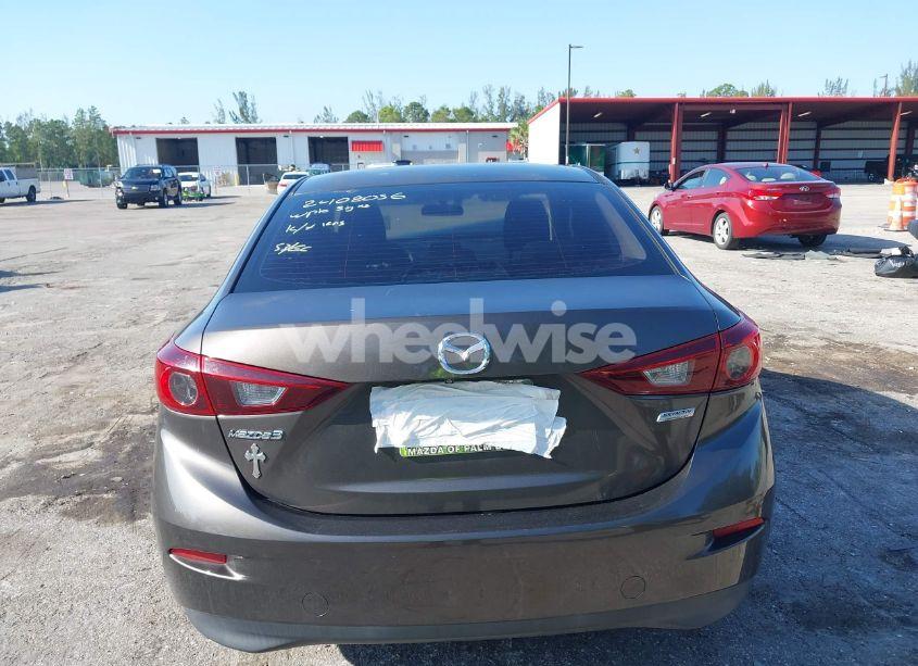 Photo 17 of 2017 Mazda Mazda3 SPORT (VIN JM1BN1U74H1100986)