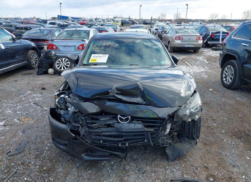 Photo 13 of 2017 Mazda Mazda3 SPORT (VIN JM1BN1U77H1100514)