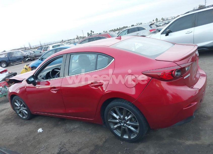 Photo 14 of 2018 Mazda Mazda3 TOURING (VIN JM1BN1V30J1155551)
