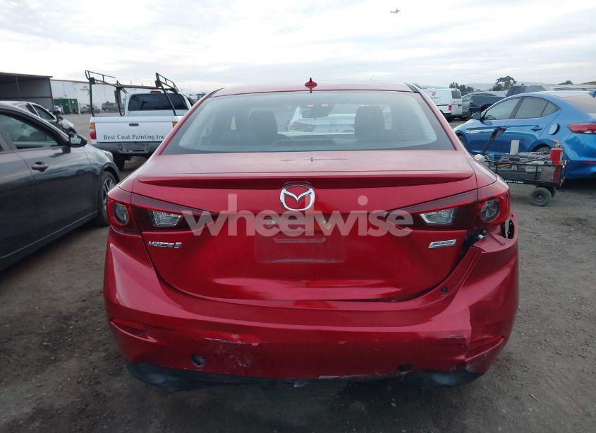 Photo 16 of 2018 Mazda Mazda3 TOURING (VIN JM1BN1V30J1155551)