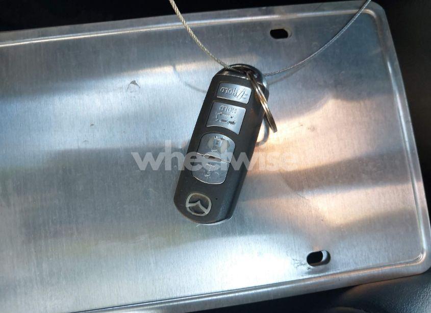 Photo 11 of 2017 Mazda Mazda3 TOURING (VIN JM1BN1V71H1100779)