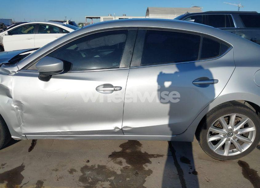 Photo 15 of 2017 Mazda Mazda3 TOURING (VIN JM1BN1V71H1100779)