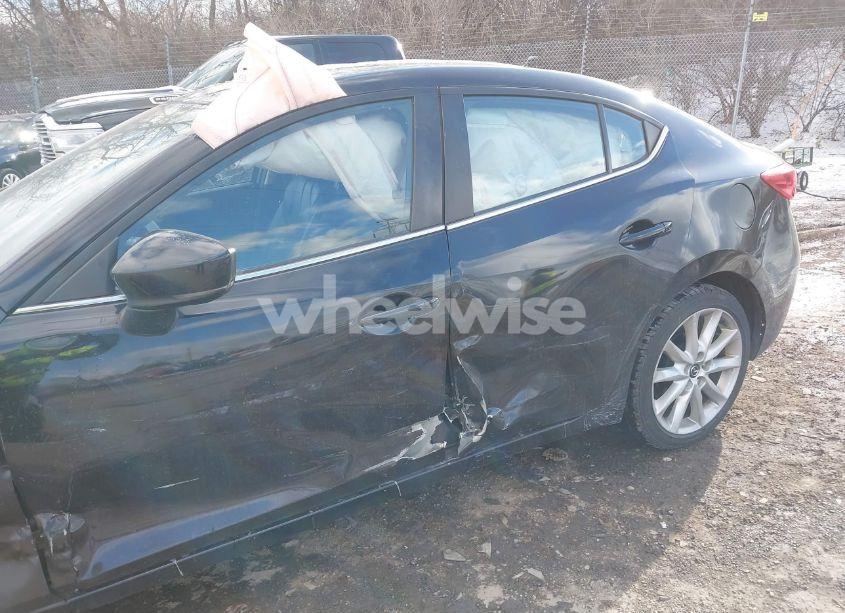 Photo 17 of 2017 Mazda Mazda3 TOURING (VIN JM1BN1V75H1105385)