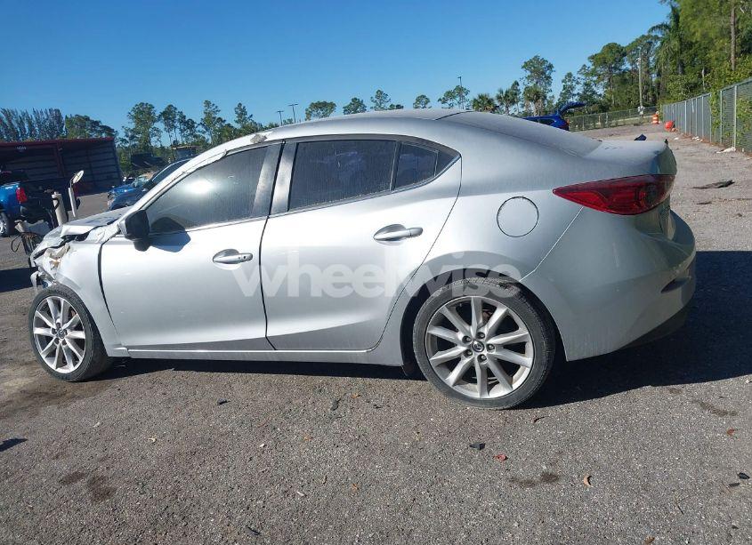 Photo 14 of 2017 Mazda Mazda3 TOURING (VIN JM1BN1V78H1102612)