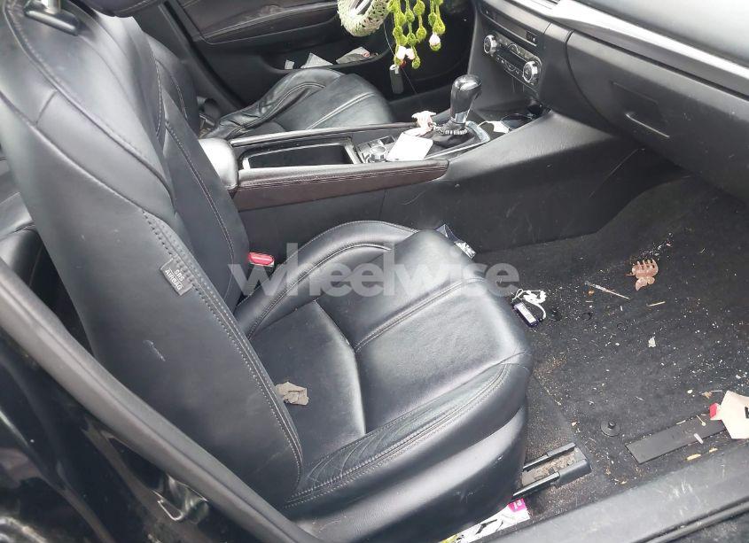 Photo 5 of 2017 Mazda Mazda3 TOURING (VIN JM1BN1V78H1141670)