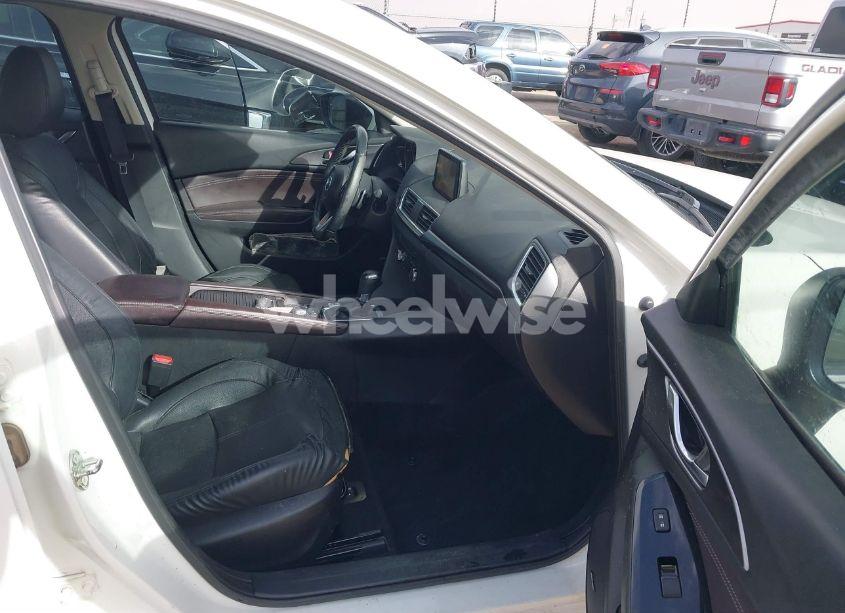 Photo 5 of 2017 Mazda Mazda3 GRAND TOURING (VIN JM1BN1W3XH1140225)