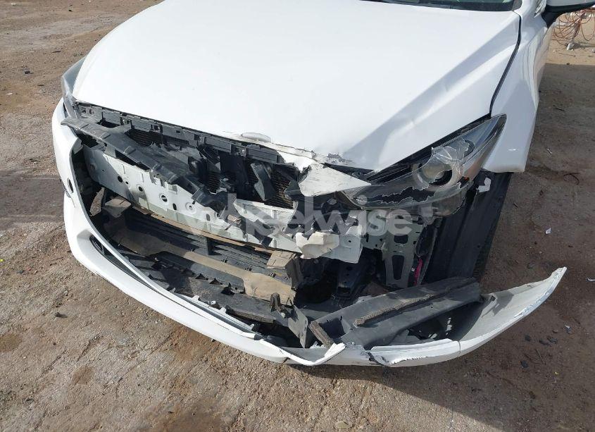 Photo 6 of 2017 Mazda Mazda3 GRAND TOURING (VIN JM1BN1W3XH1140225)