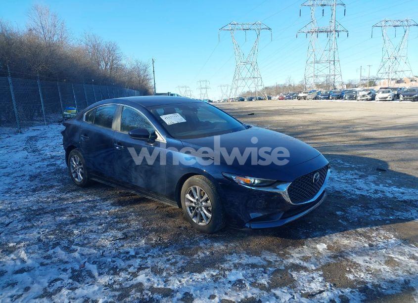 2021 Mazda Mazda3 2.5 S (VIN JM1BPAAL0M1337402) main photo