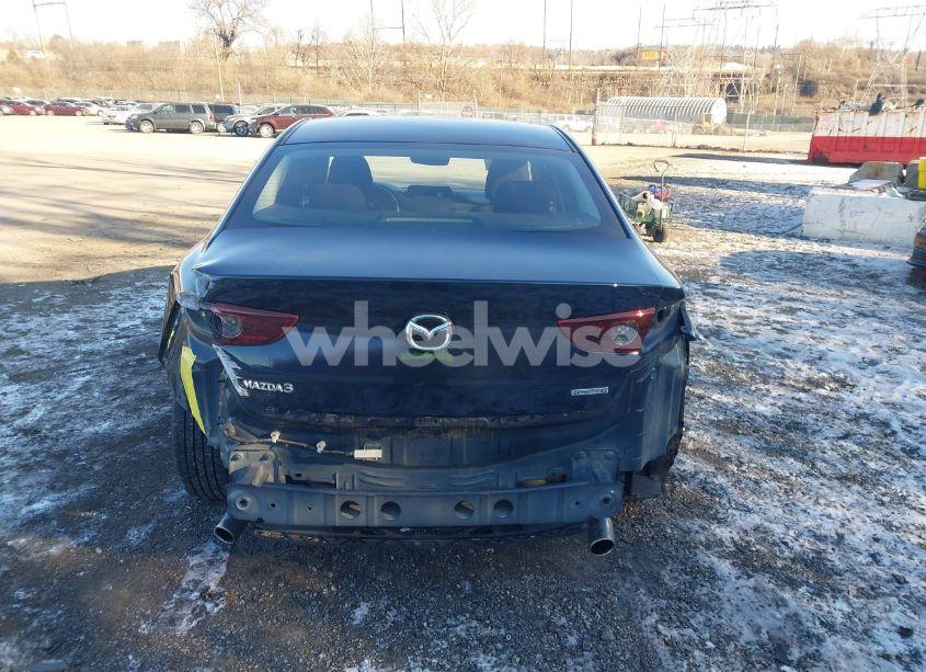 Photo 16 of 2021 Mazda Mazda3 2.5 S (VIN JM1BPAAL0M1337402)