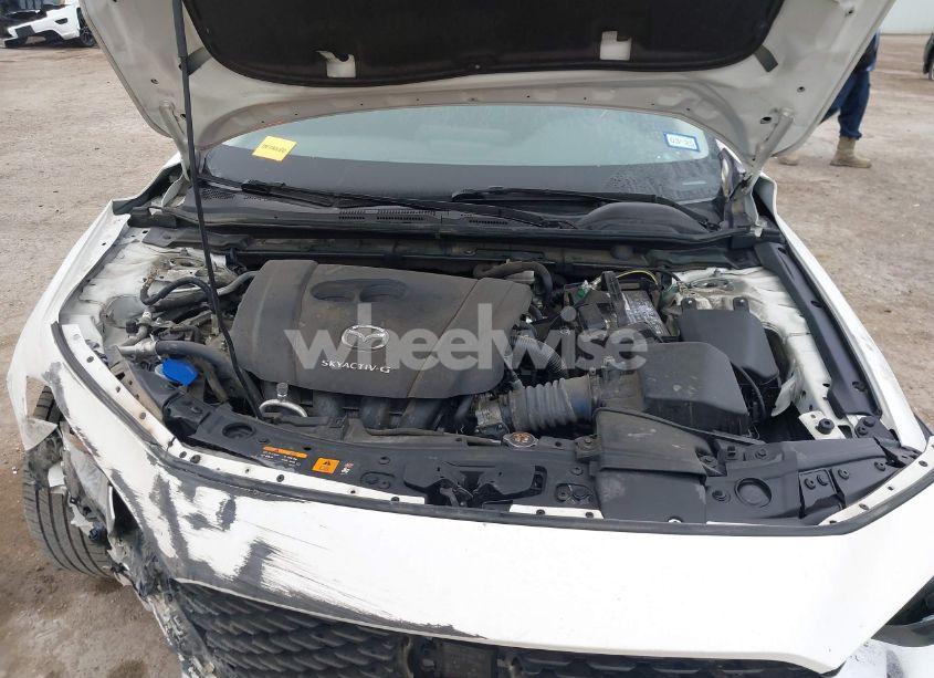 Photo 10 of 2021 Mazda Mazda3 2.5 S (VIN JM1BPAAL1M1327770)