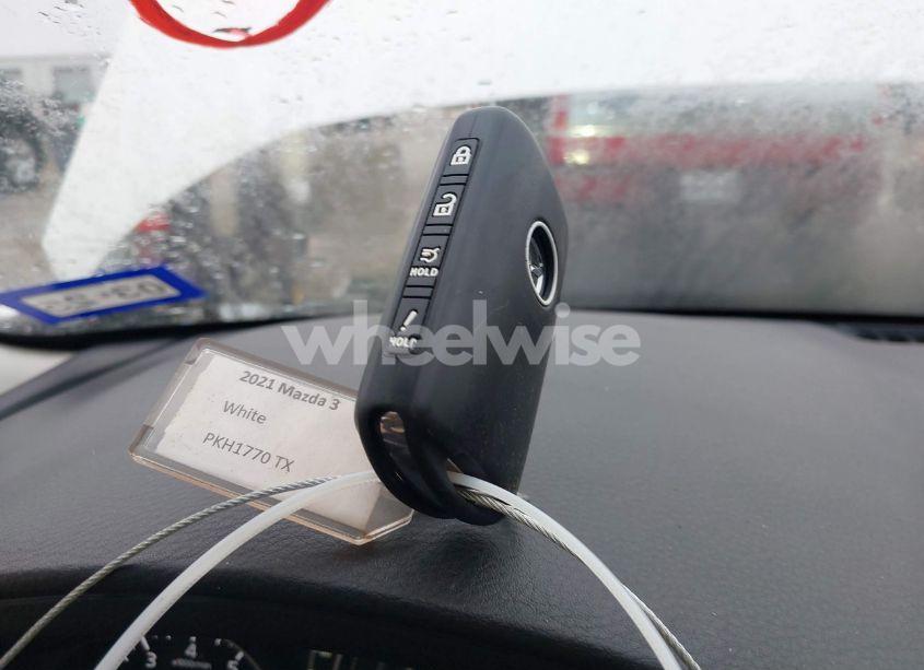 Photo 11 of 2021 Mazda Mazda3 2.5 S (VIN JM1BPAAL1M1327770)