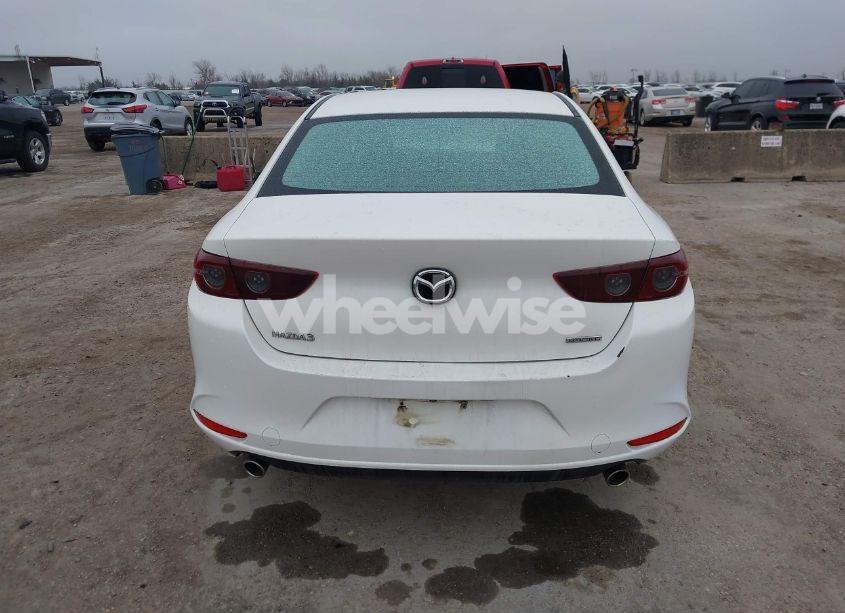Photo 16 of 2021 Mazda Mazda3 2.5 S (VIN JM1BPAAL1M1327770)
