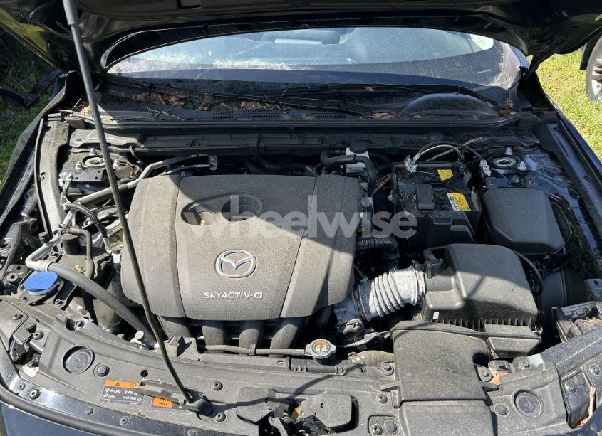 Photo 10 of 2021 Mazda Mazda3 2.5 S (VIN JM1BPAAL9M1323885)