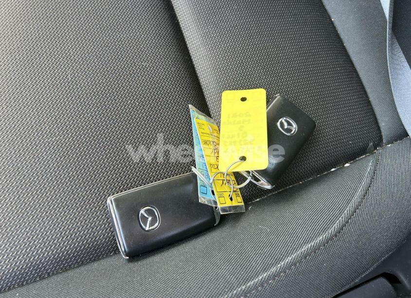 Photo 11 of 2021 Mazda Mazda3 2.5 S (VIN JM1BPAAL9M1323885)