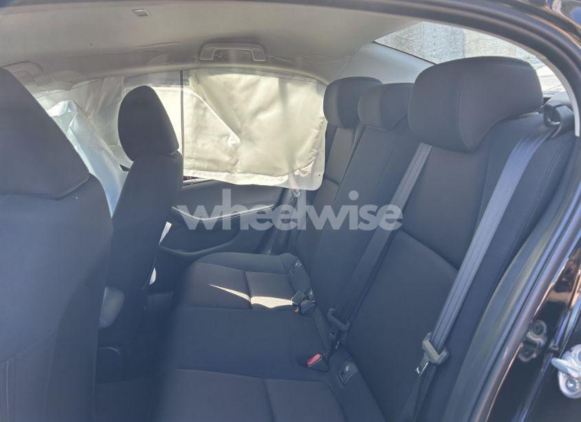 Photo 8 of 2021 Mazda Mazda3 2.5 S (VIN JM1BPAAL9M1323885)