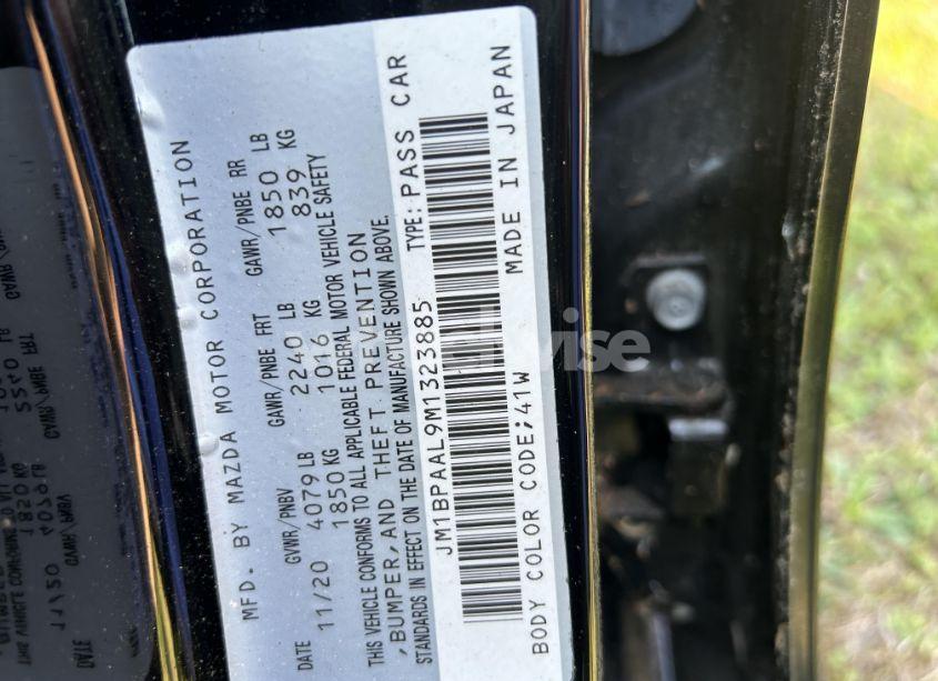 Photo 9 of 2021 Mazda Mazda3 2.5 S (VIN JM1BPAAL9M1323885)