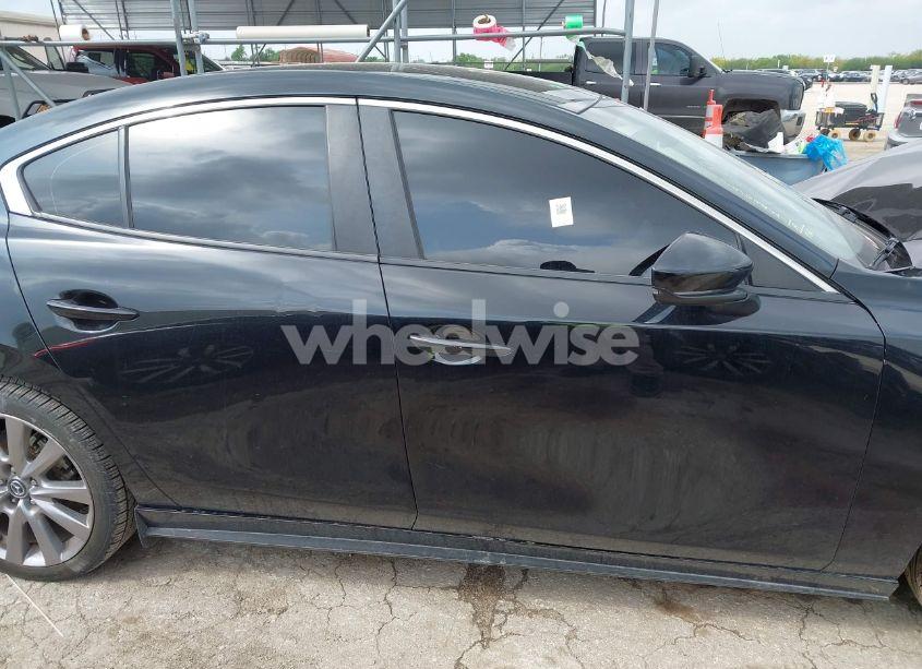 Photo 12 of 2021 Mazda Mazda3 (VIN JM1BPABL0M1320646)